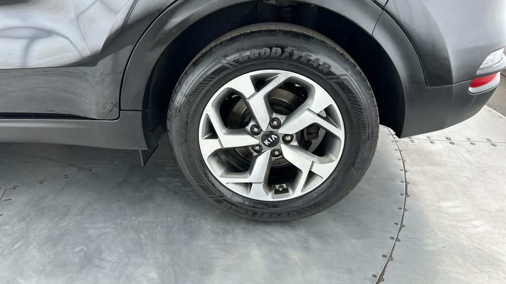 Kia Sportage Silver #23