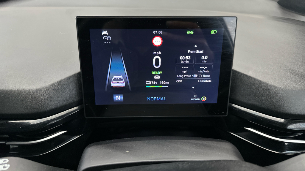 MG MG4 125Kw Se Ev 51Kwh White #19