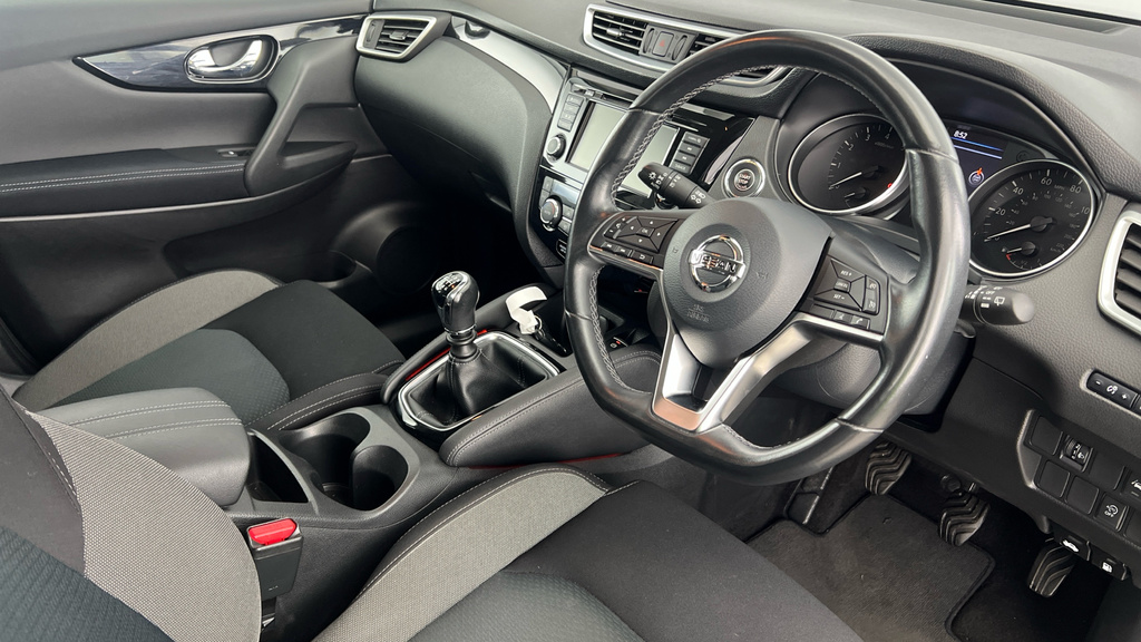 Nissan Qashqai Dig T Tekna #9
