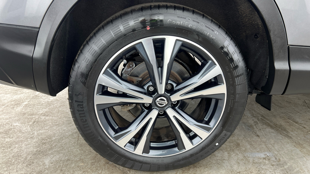 Nissan Qashqai Dig T Tekna #24
