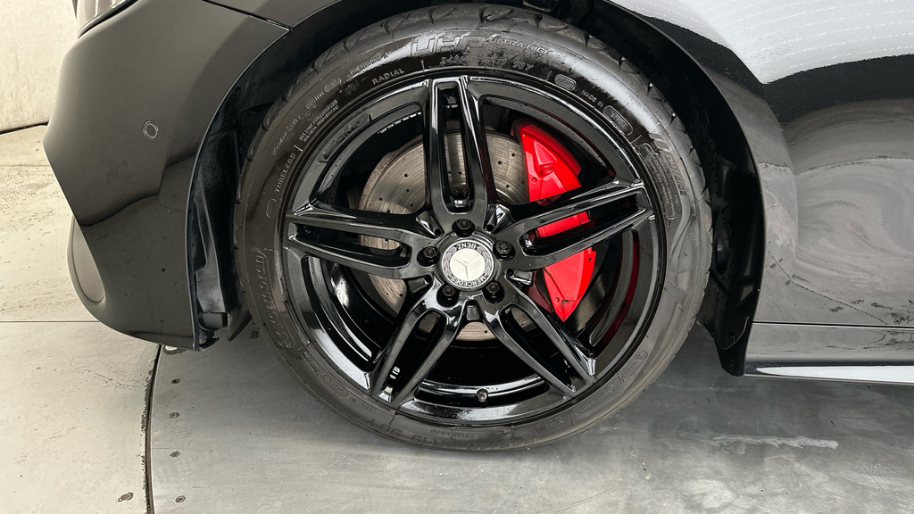 Mercedes-Benz E Class E220d Amg Line Edition 9G-tronic White #23