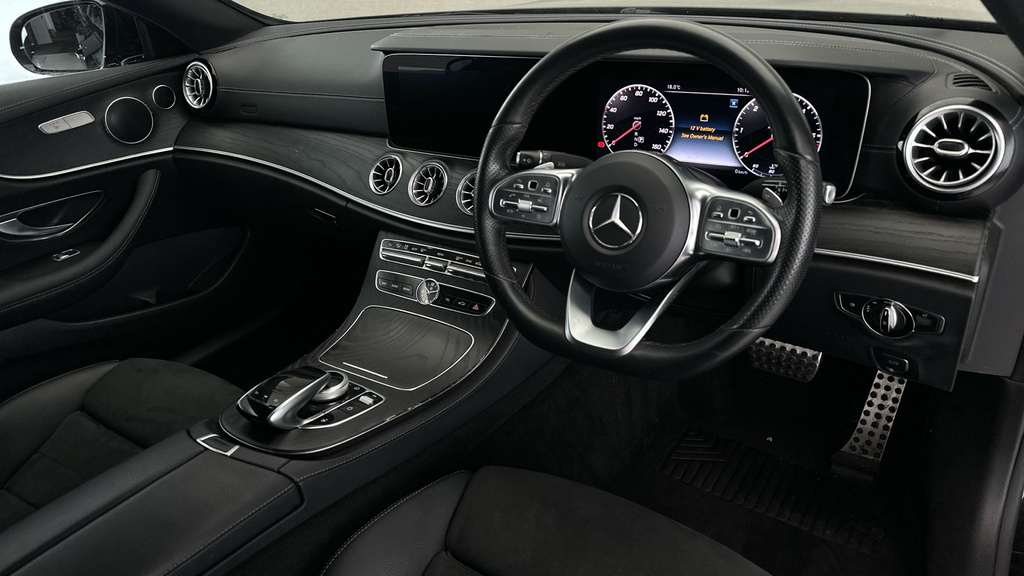 Mercedes-Benz E Class E220d Amg Line Edition 9G-tronic White #12