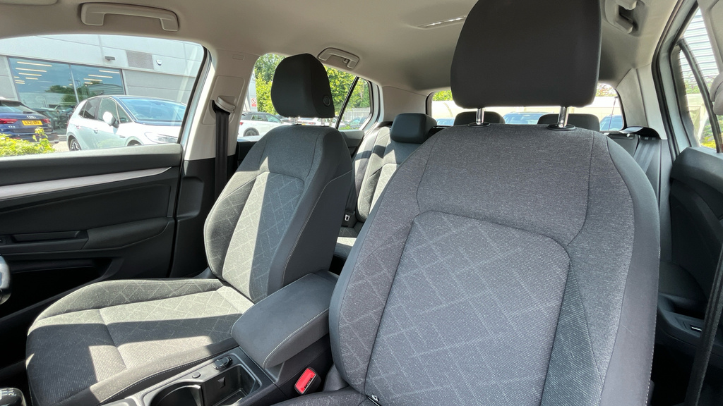 Volkswagen Golf Match Edition Silver #28