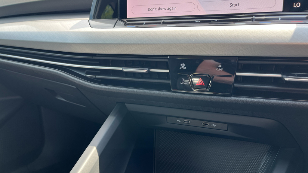 Volkswagen Golf Match Edition Silver #33