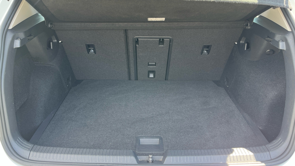 Volkswagen Golf Match Edition Silver #15