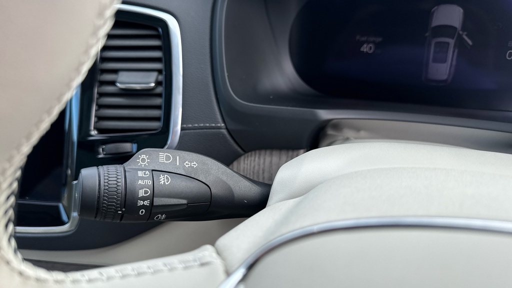 Volvo XC90 B6 Ultimate Awd Silver #32