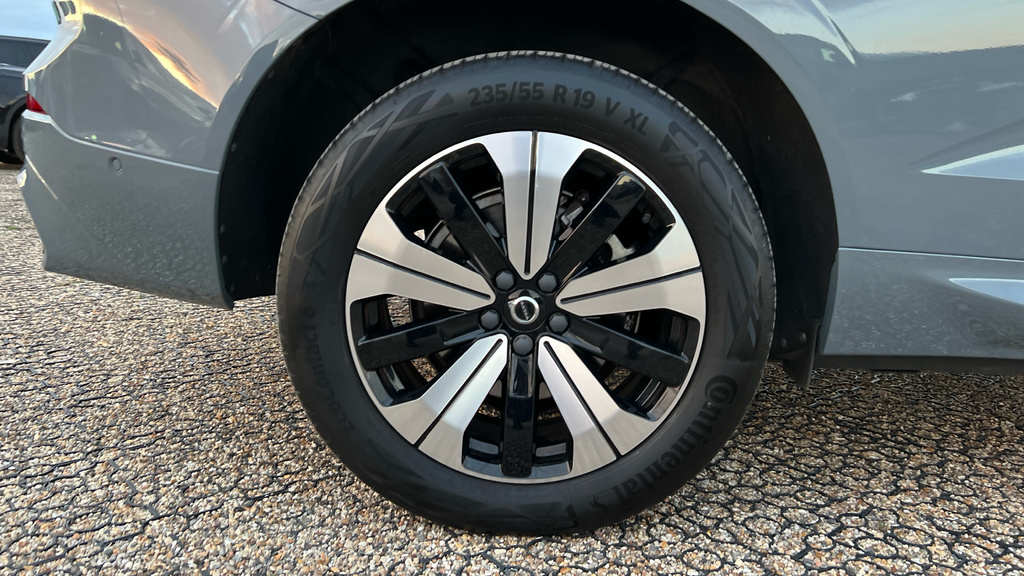 Volvo XC60 Suv Black #20