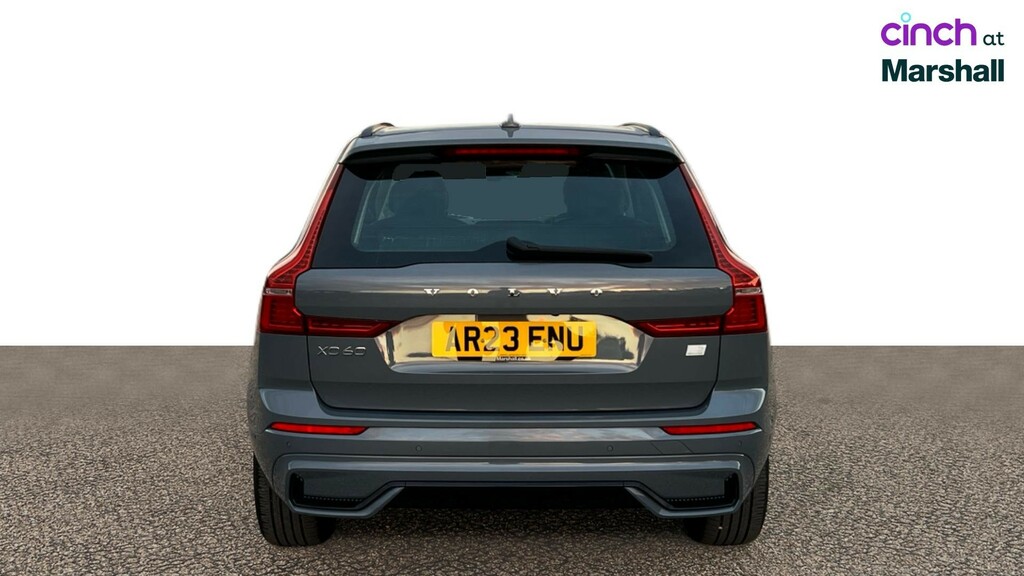 Volvo XC60 Suv Black #4