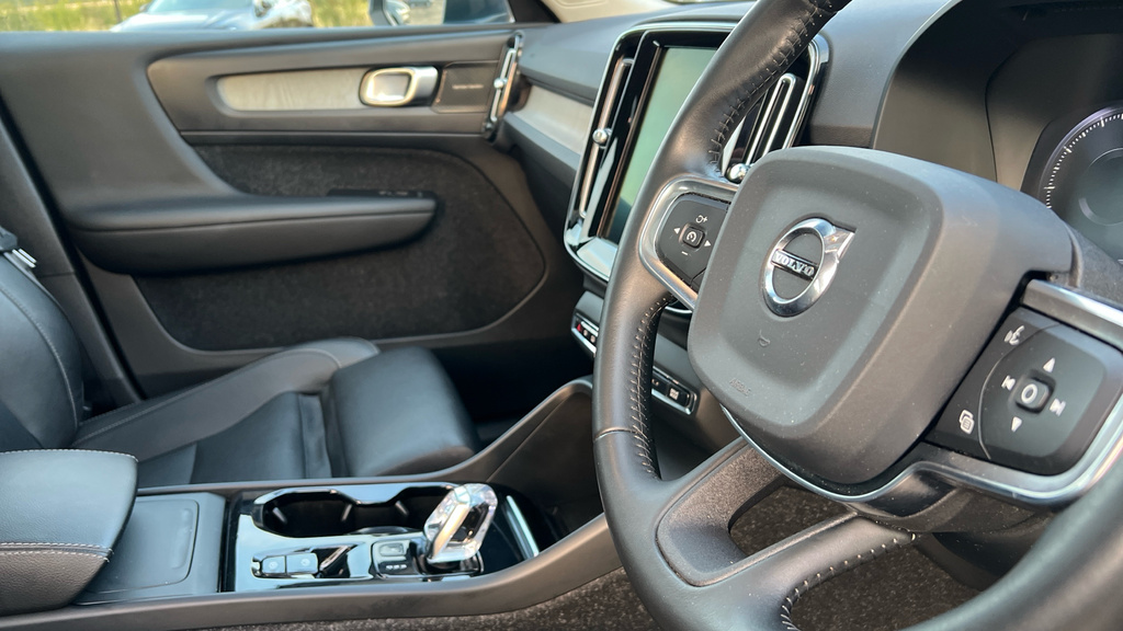 Volvo XC40 D3 R-design Pro Only #22