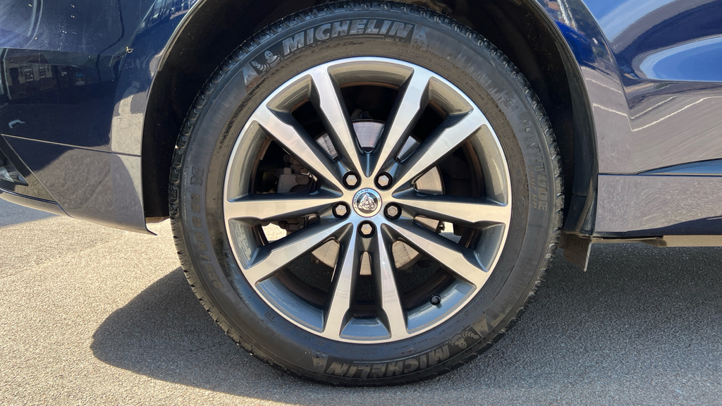 Jaguar F-Pace 2.0 D200 R-dynamic Se Black Awd Estate Blue #27