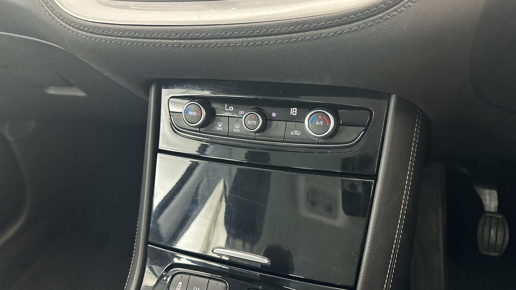 Vauxhall Grandland X Hatchback Black #16