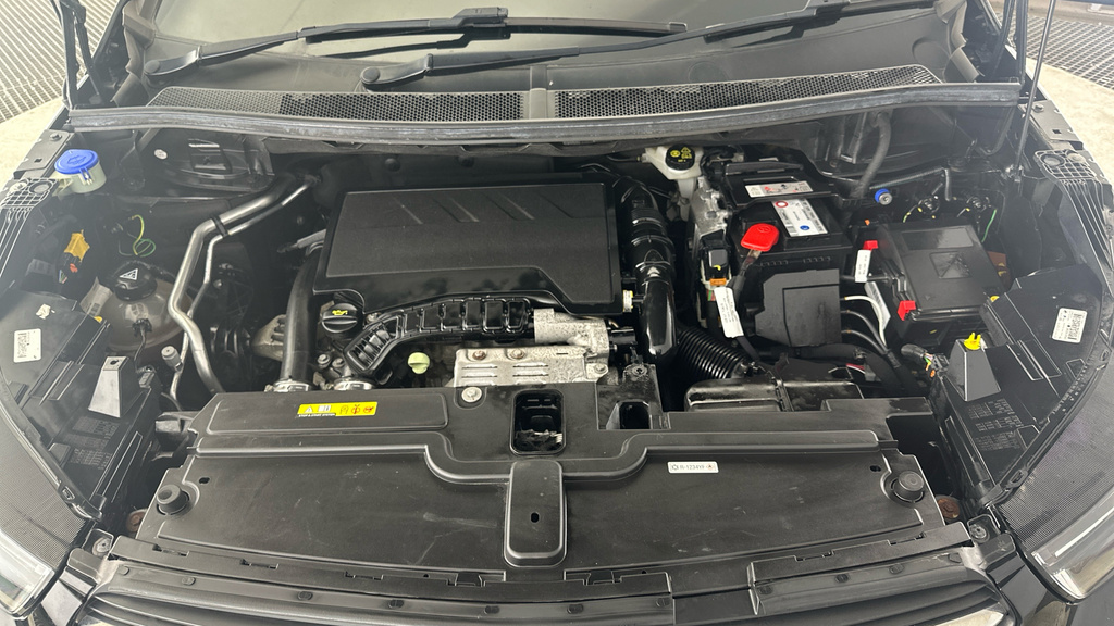 Vauxhall Grandland X Hatchback Black #26