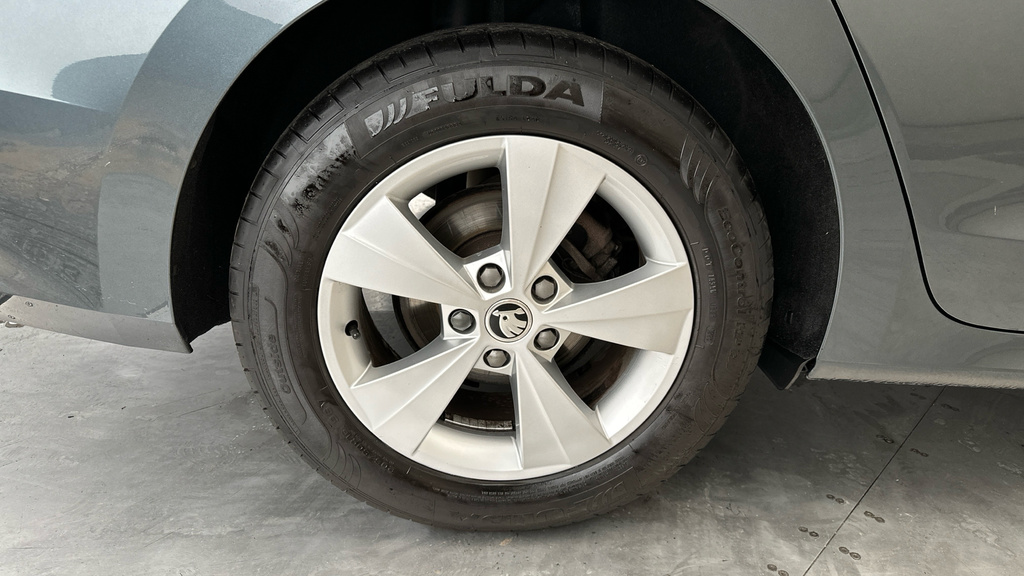 Skoda Octavia 1.5 Tsi Se Technology Silver #24