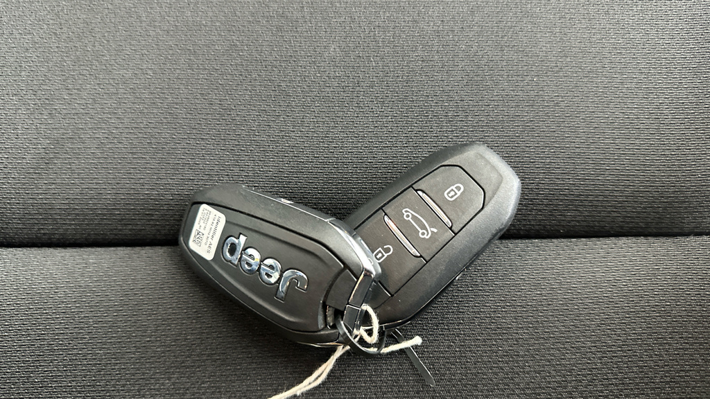 Jeep Avenger 1.2 E-hybrid Altitude E-dct Euro 6 Ss - 202 Grey #14