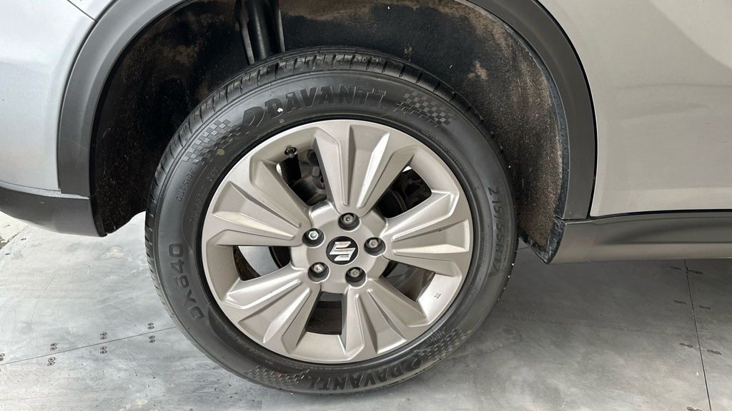Suzuki Vitara Vitara Sz4 Boosterjet Silver #23
