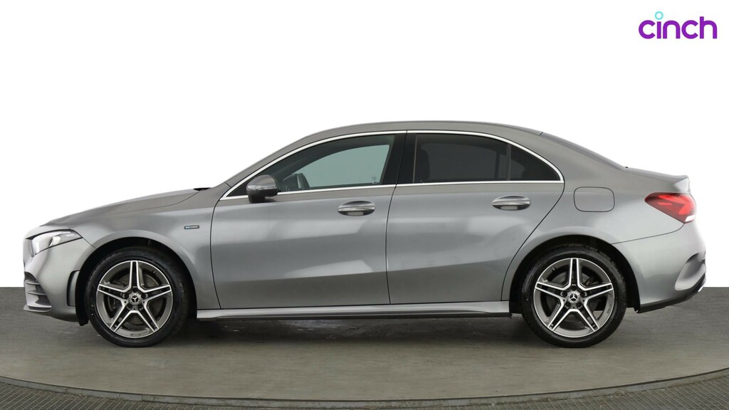Mercedes-Benz A Class A250e Amg Line White #6