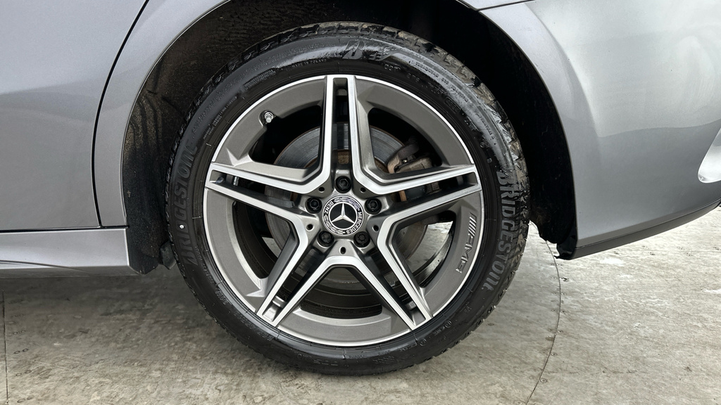 Mercedes-Benz A Class A250e Amg Line White #30