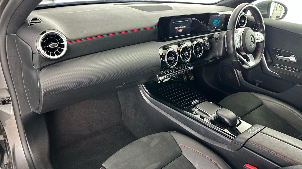 Mercedes-Benz A Class A250e Amg Line White #14