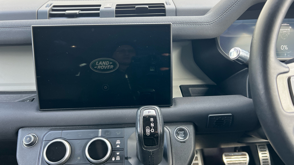 Land Rover Defender X-dynamic Se Red #18