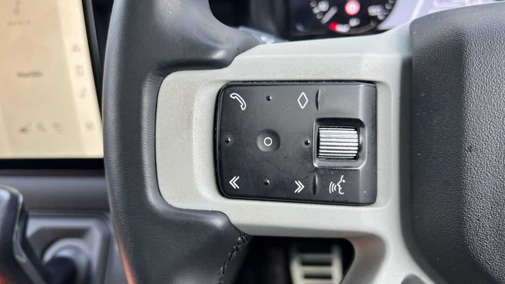 Land Rover Defender X-dynamic Se Red #28