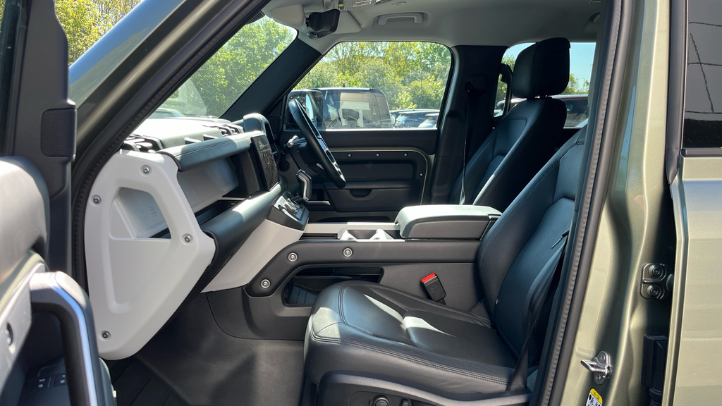 Land Rover Defender 3L X-dynamic Hse Grey #21