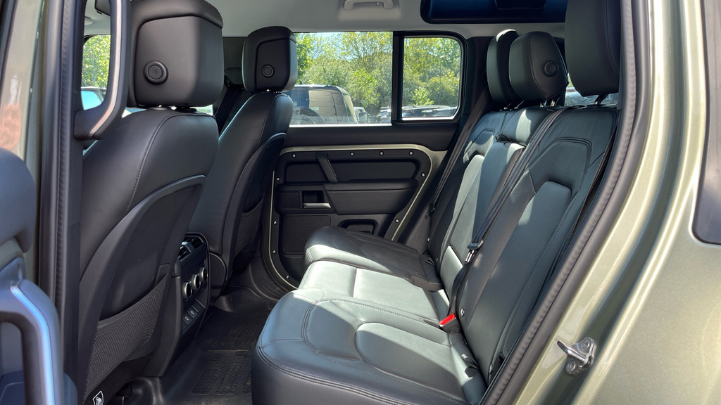 Land Rover Defender 3L X-dynamic Hse Grey #13