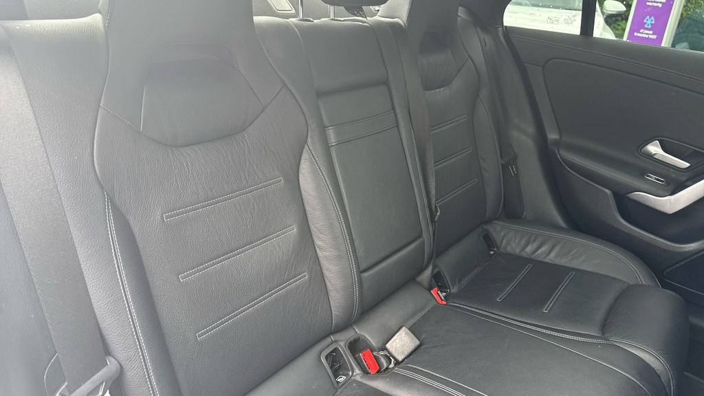 Mercedes-Benz CLA Class 2.1 Cla220d Black #14