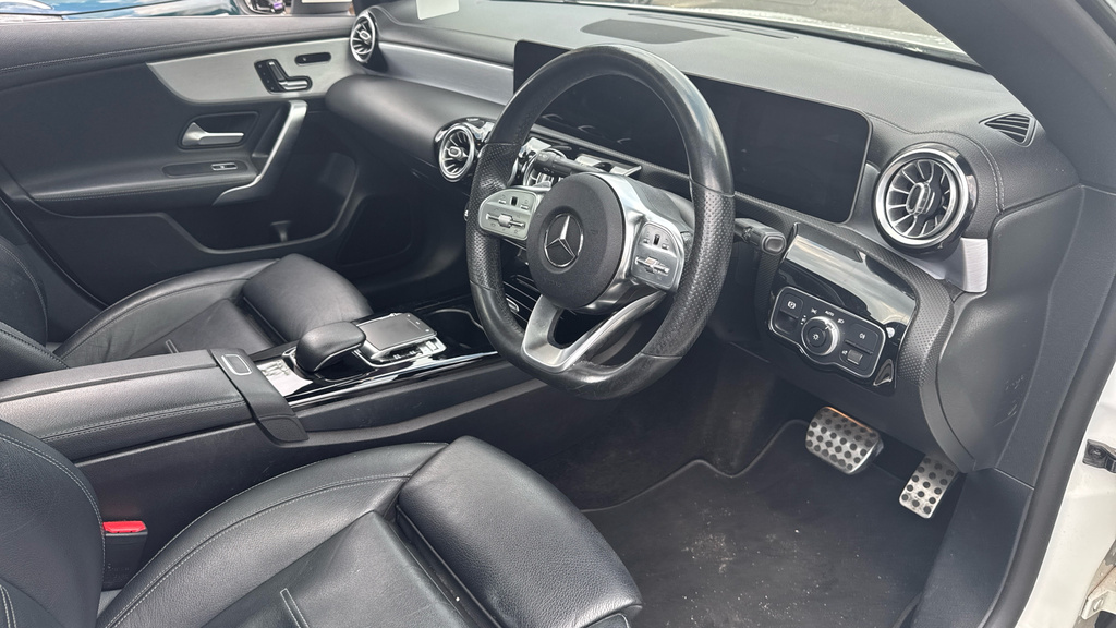 Mercedes-Benz CLA Class 2.1 Cla220d Black #21