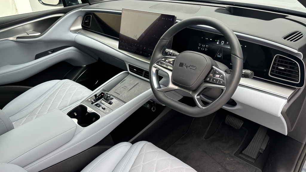 Byd Sealion 7 82.5Kwh Comfort Grey #38