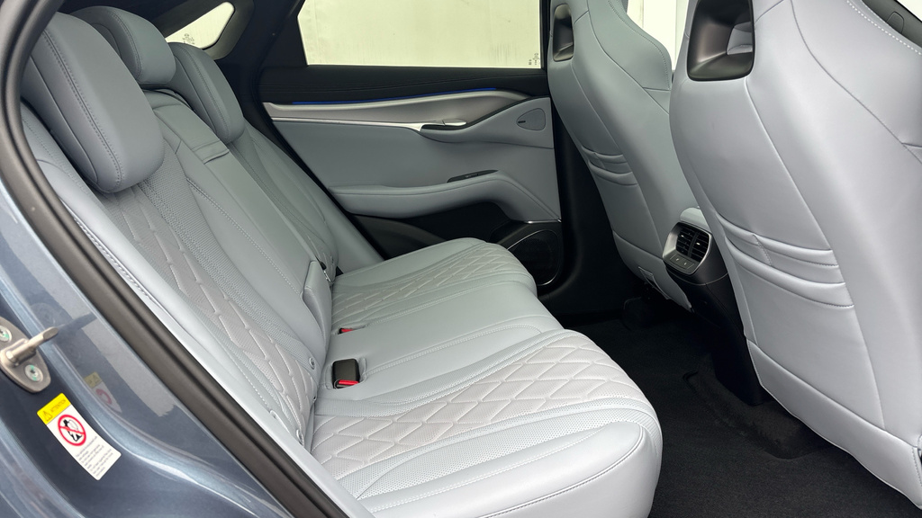 Byd Sealion 7 82.5Kwh Comfort Grey #16