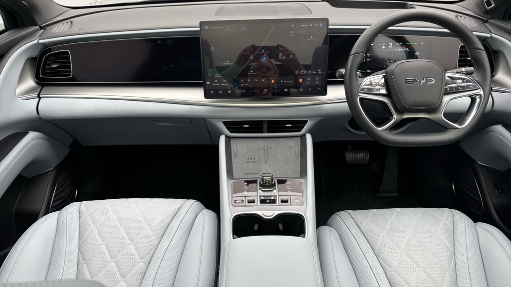 Byd Sealion 7 82.5Kwh Comfort Grey #9