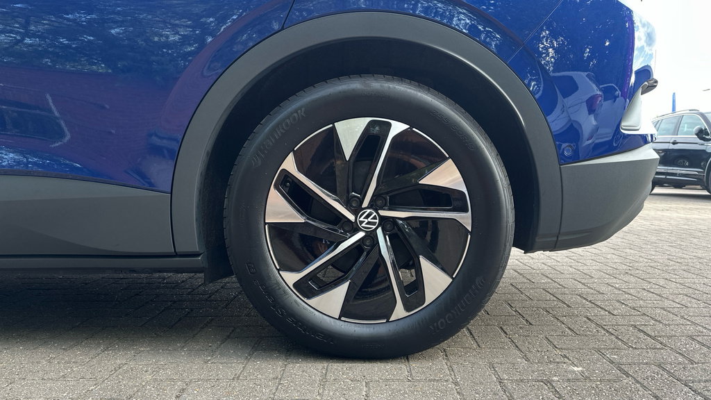 Volkswagen ID.4 Match Pro Black #19