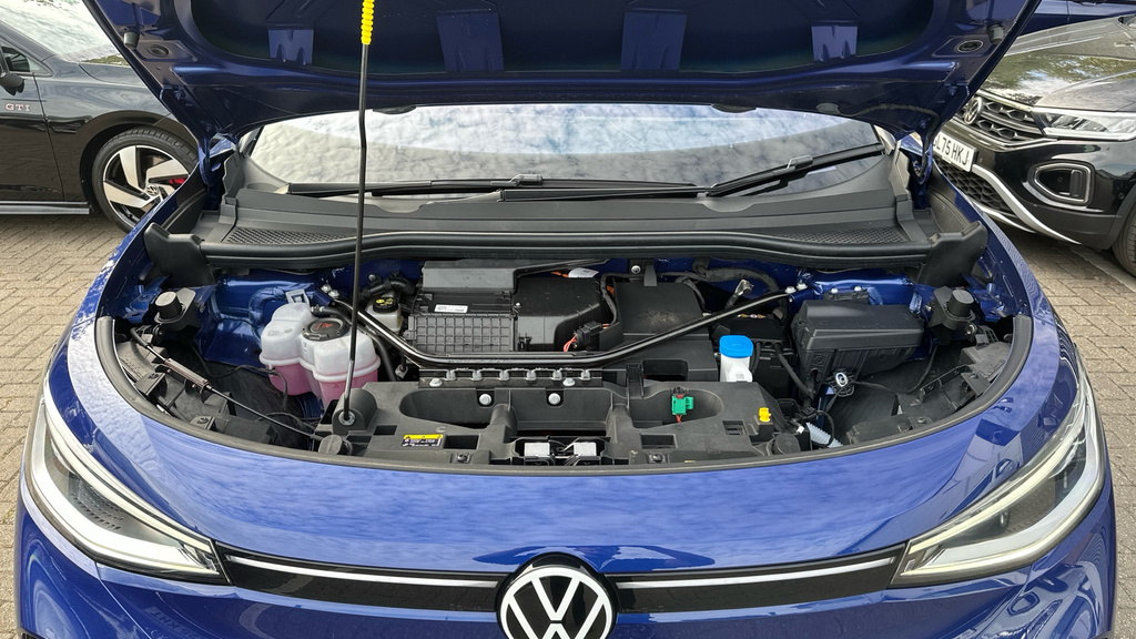 Volkswagen ID.4 Match Pro Black #16