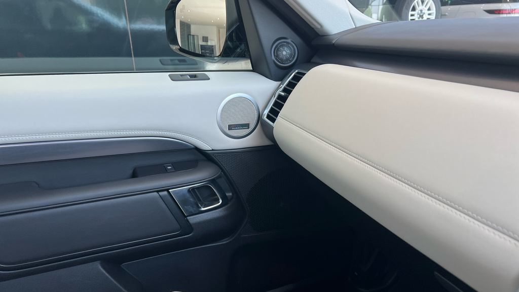Land Rover Discovery 3.0 D350 Dynamic Se Grey #35