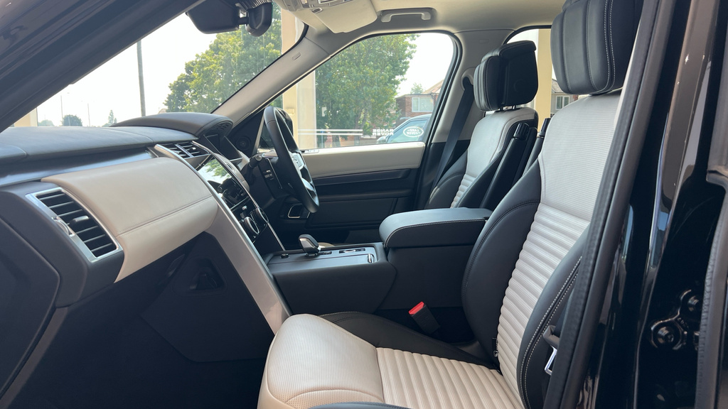 Land Rover Discovery 3.0 D350 Dynamic Se Grey #21