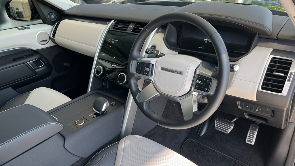 Land Rover Discovery 3.0 D350 Dynamic Se Grey #9
