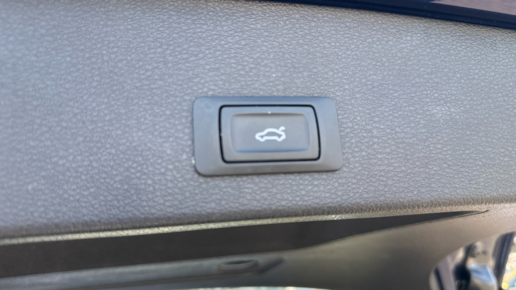Audi Q2 30 Tfsi Sport Grey #26