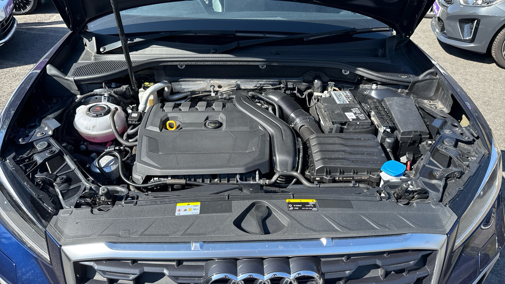 Audi Q2 30 Tfsi Sport Grey #16