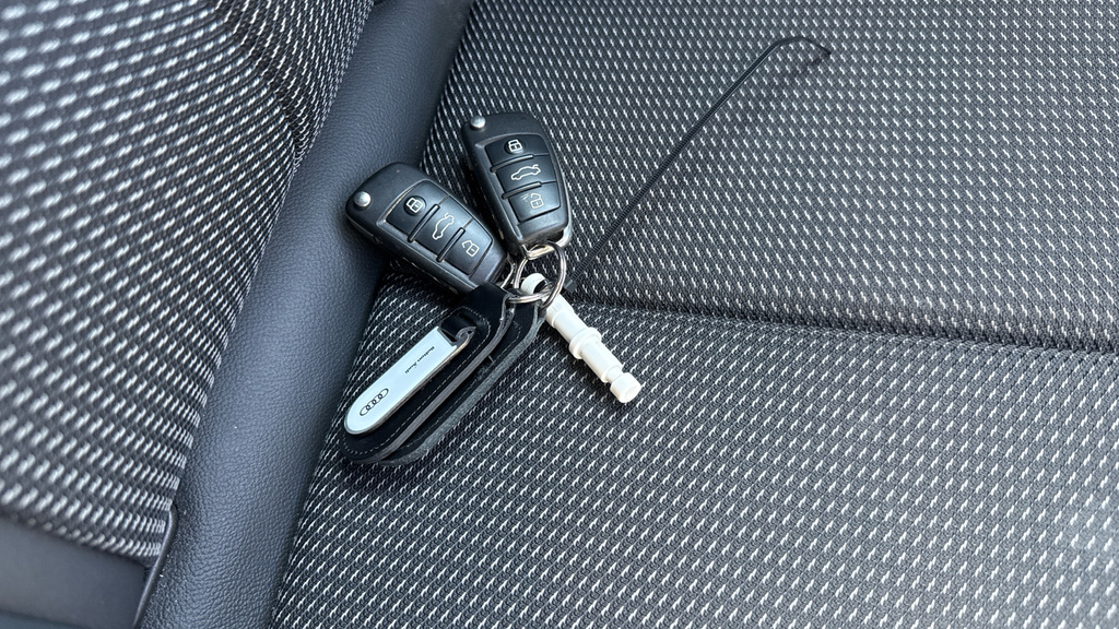 Audi Q2 30 Tfsi Sport Grey #21