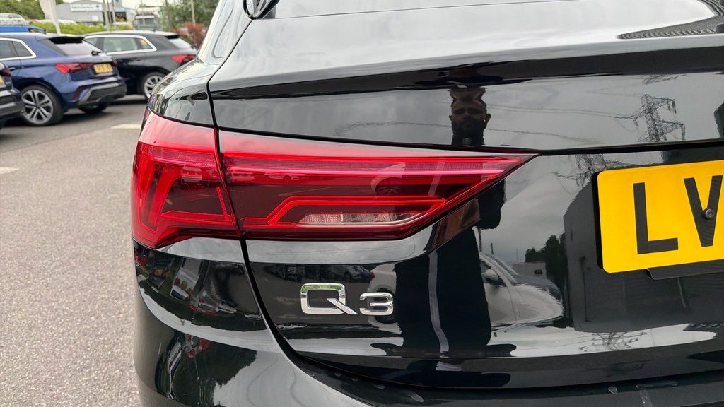 Audi Q3 45 Tfsi E Black Edition S Tronic Cs Pack Blue #38