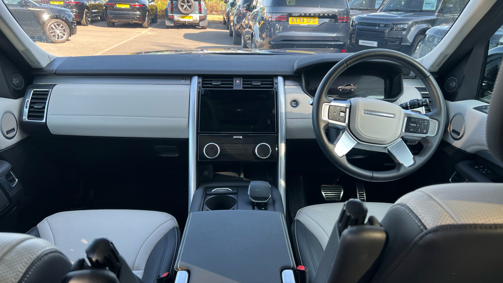 Land Rover Discovery D350 Dynamic Se Grey #23