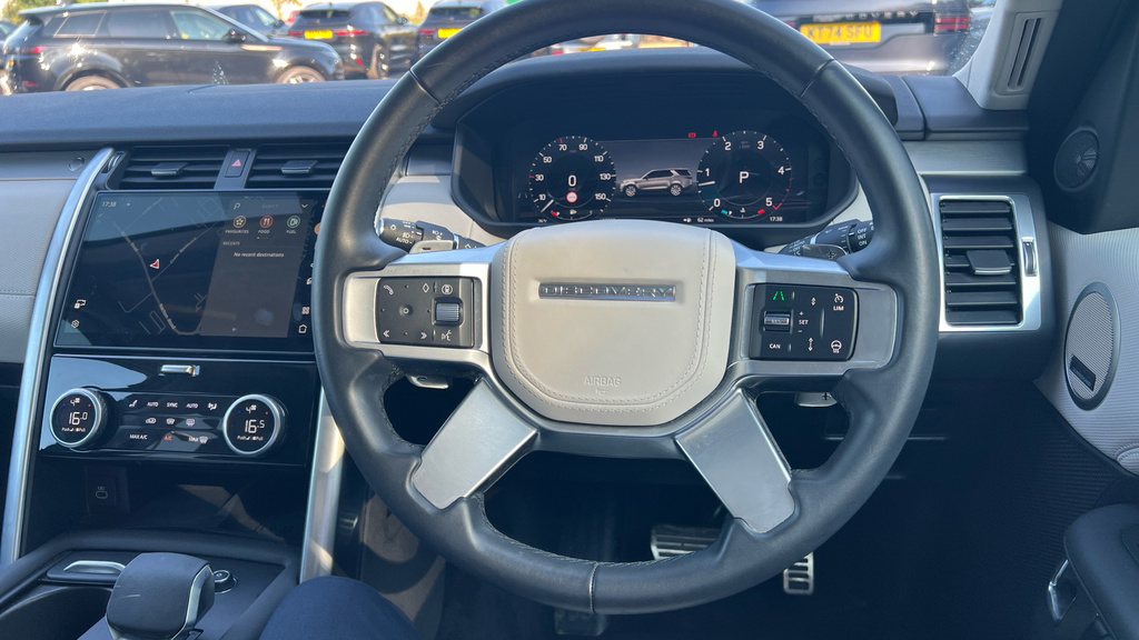 Land Rover Discovery D350 Dynamic Se Grey #27
