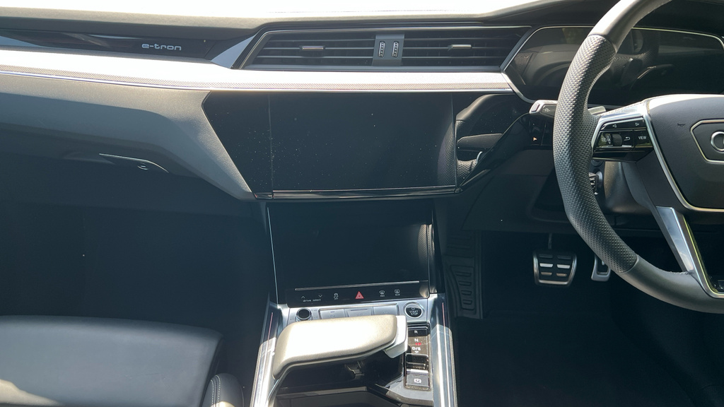 Audi Q8 e tron S Line 55 E-tron Quattro 300,00 Kw Blue #12