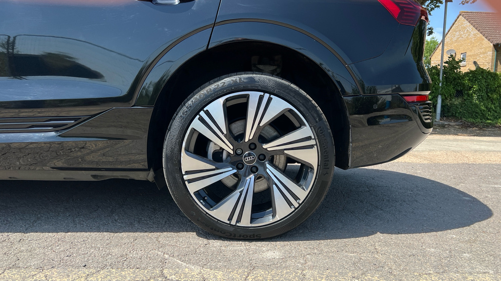Audi Q8 e tron S Line 55 E-tron Quattro 300,00 Kw Blue #19