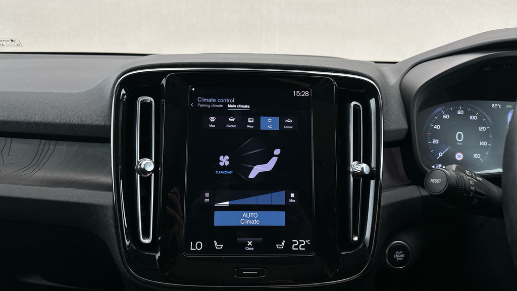 Volvo XC40 Inscription Pro, T3 Blue #22