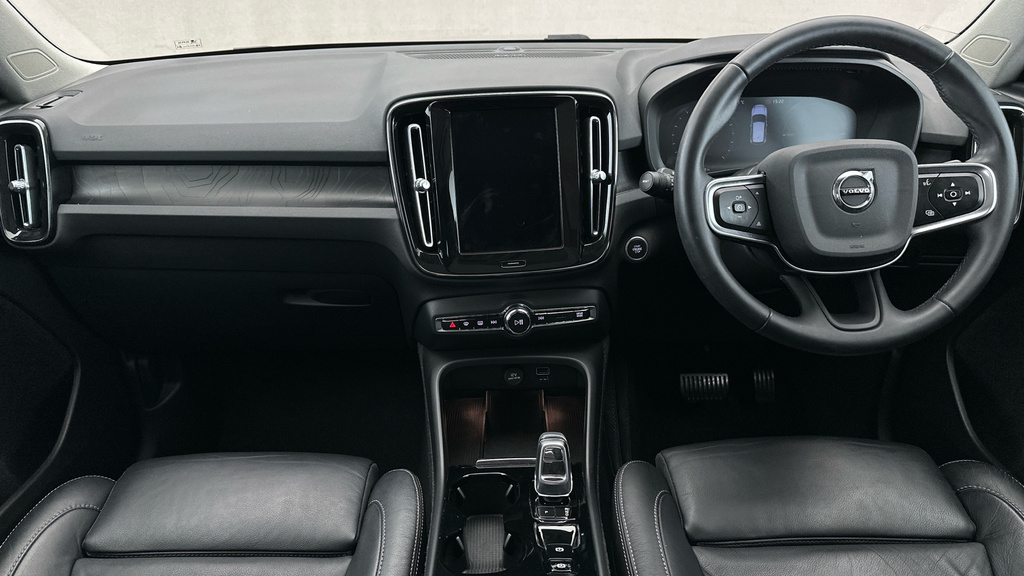 Volvo XC40 Inscription Pro, T3 Blue #18