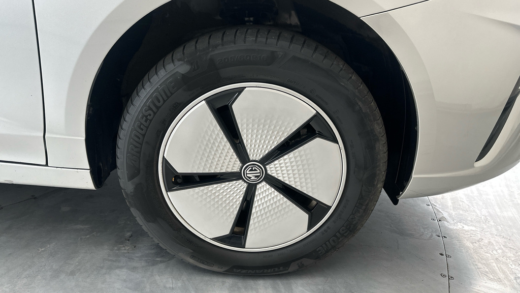 MG MG5 115Kw Trophy Ev Long Range 61Kwh Silver #27