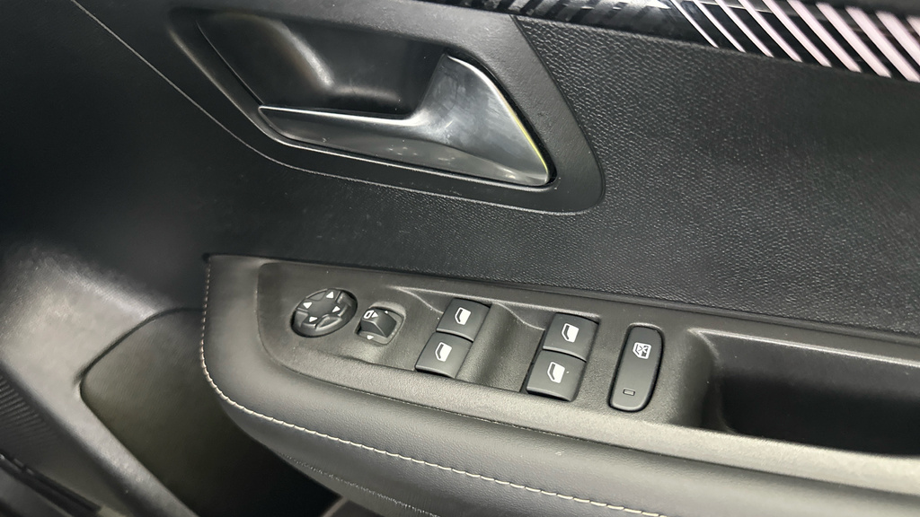 Peugeot 208 1.2 Puretech Active Grey #13