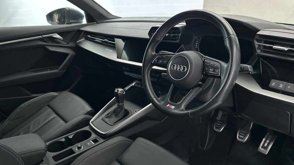 Audi A3 A3 Sportback 35 Tfsi S Line Black Edition Black #11