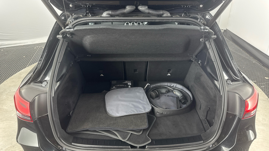 Mercedes-Benz EQA Eqa 250 Sport White #15